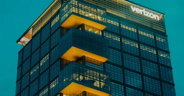Verizon Data Breach Investigations Report (DBIR) - 2019